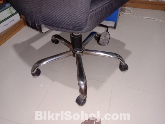 otobi moving chair